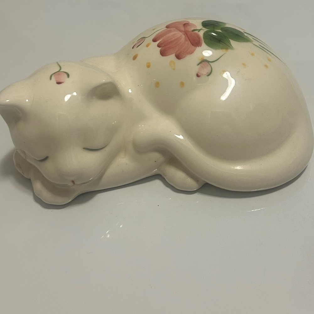 Vintage Lasting Products USA Ceramic Sleeping Cat Figurine w/ Hand Painted Roses